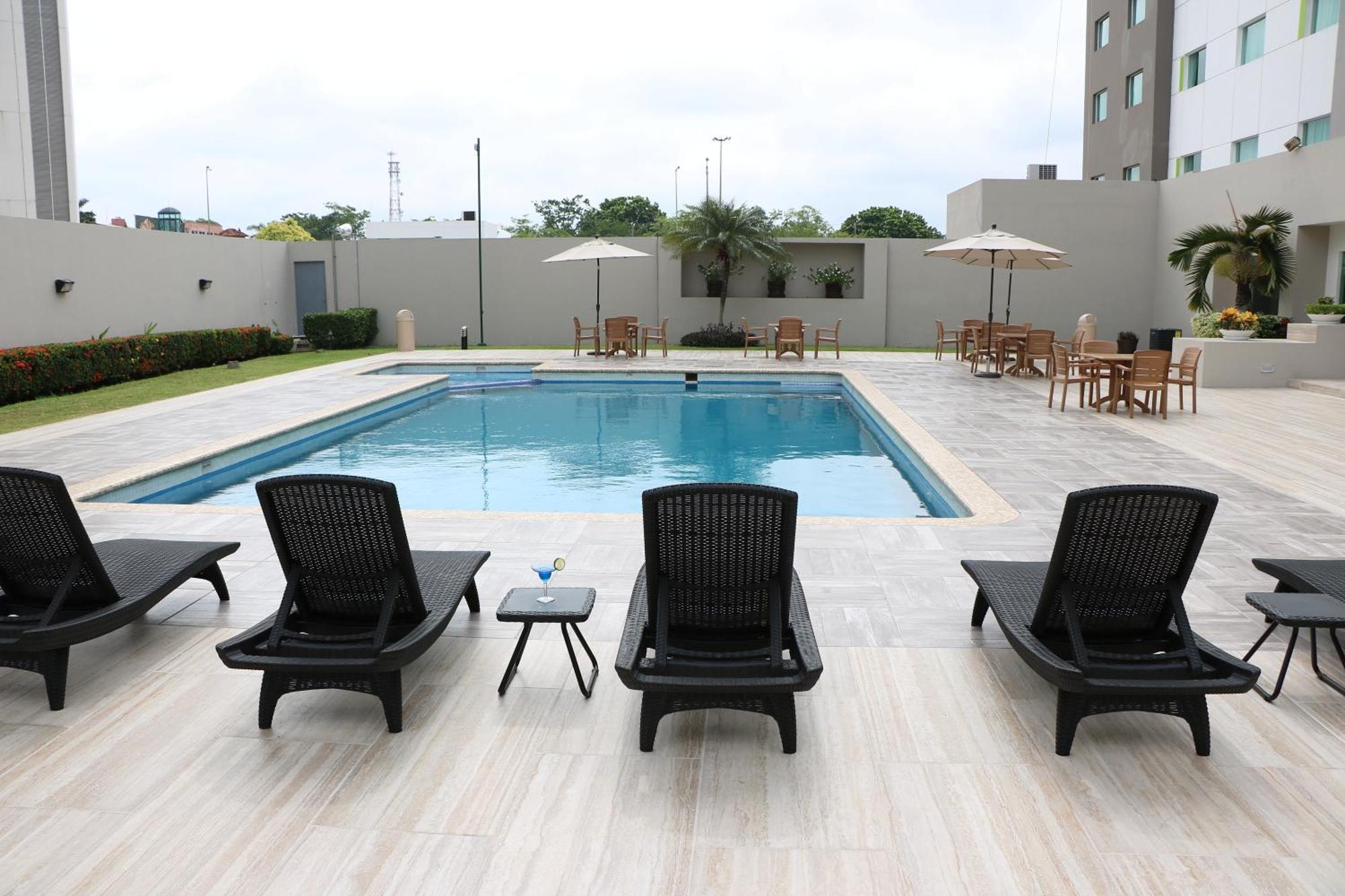 Courtyard By Marriott Villahermosa Tabasco Buitenkant foto