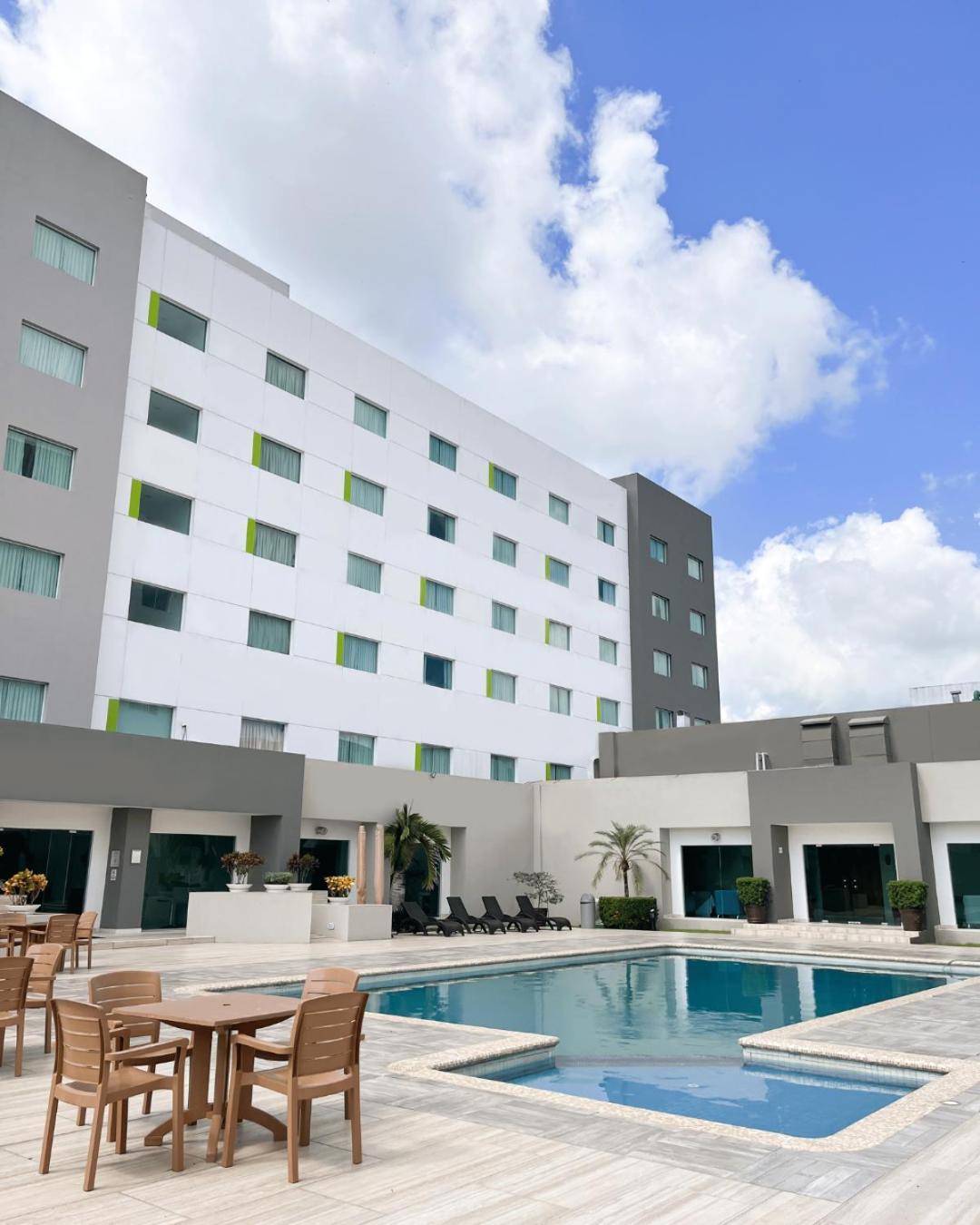 Courtyard By Marriott Villahermosa Tabasco Buitenkant foto